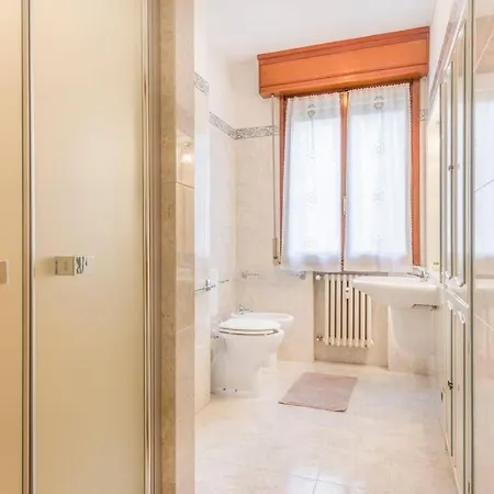 Drake's Royal - Centre & Train Station Appartement