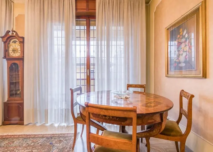 Apartamento Drake's Royal - Centre & Train Station *